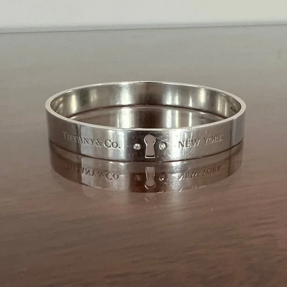Tiffany & Co. Diamond Keyhole Bangle Bracelet Silver - Picture 3 of 7
